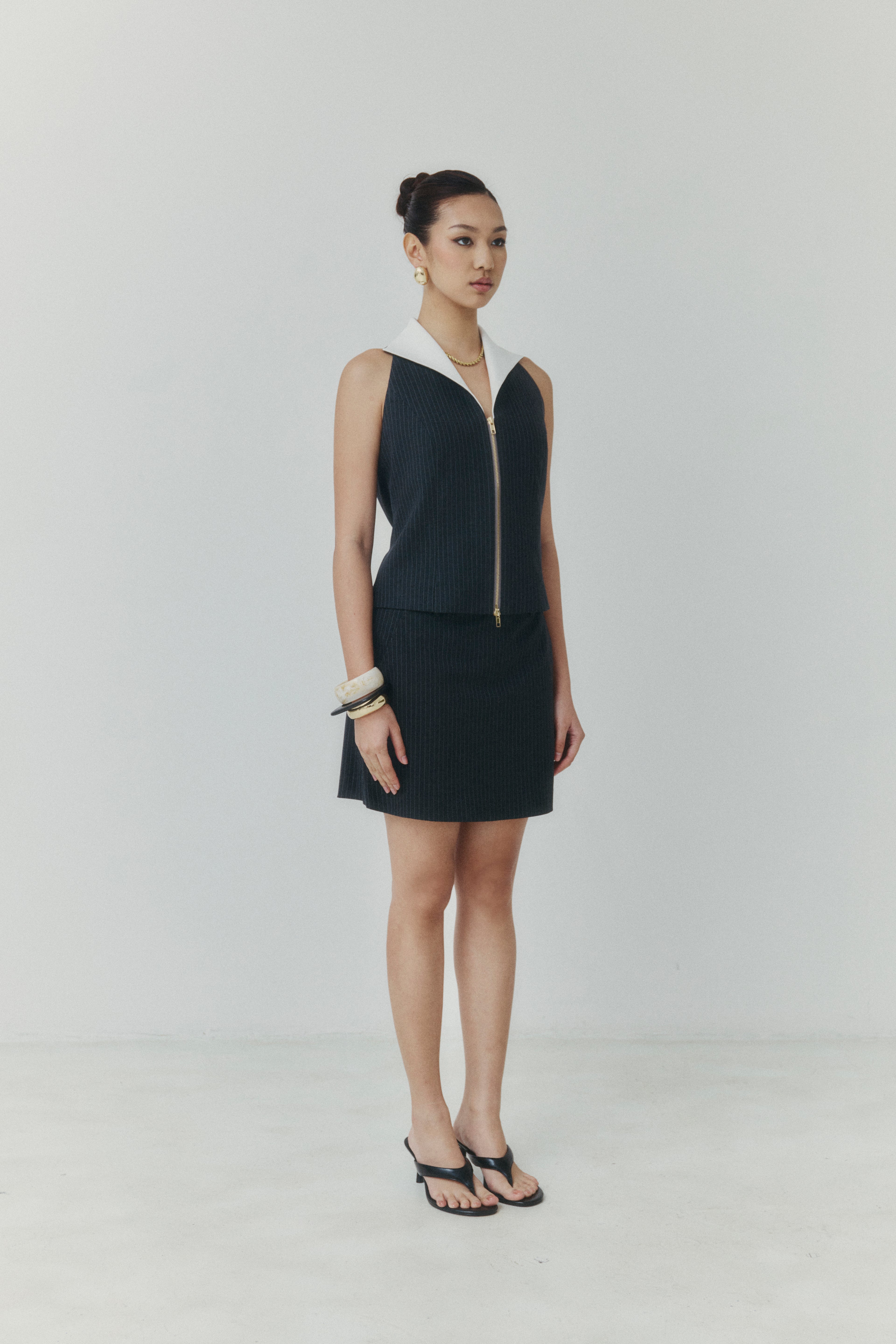 Graphite Contrast-Collar Pinstripe Waistcoat