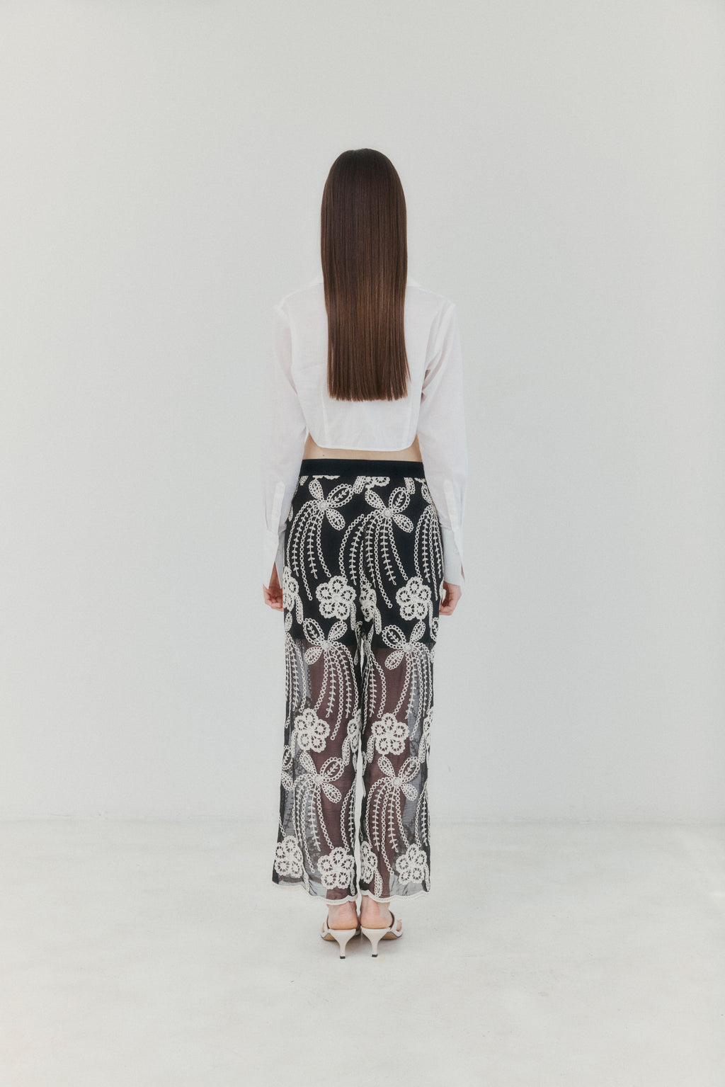 White Knot‑Front Cotton Linen Cropped Shirt